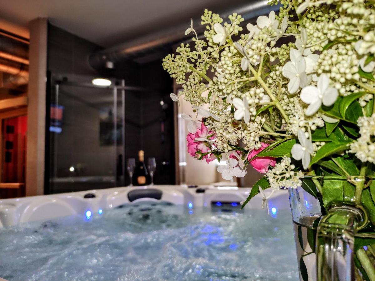 Grand Spa Harrachov - Wellness Luxusni Apartman S Velkou Virivkou, Saunou, Kuchyni A Venkovnim Posezenim V Centru Harrachova Екстер'єр фото